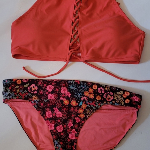 Aerie halter top style two Piece Orange and blue floral Swimsuit Sz Medium - Picture 13 of 14